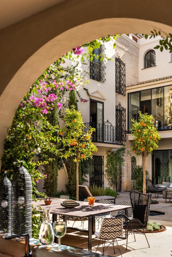Bed and Breakfast Pájaro Rebelde Sevilla Exterior foto